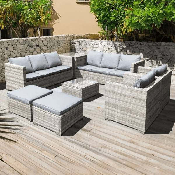 Tailored custom outdoor cushion foam in Dubai for a perfect fit