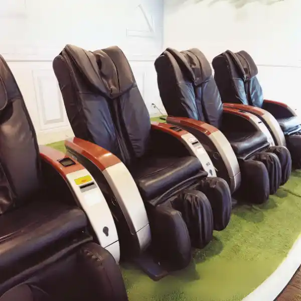 Long-lasting and durable massage chair upholstery in Dubai